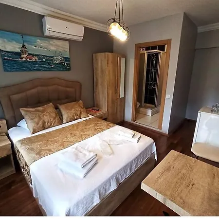 Отель Mavilla