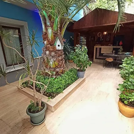 Mavilla Otel 2*