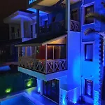 Mavilla 2*